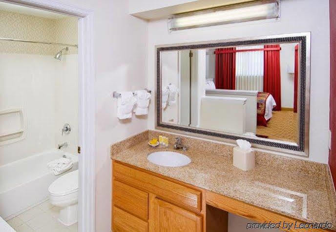 מרלינד הייטס Value Suites Extended Stay - St Louis מראה חיצוני תמונה